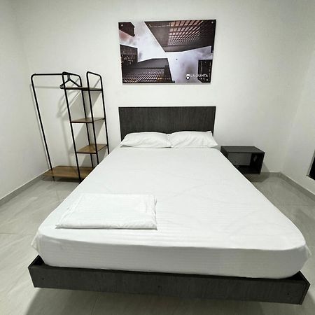 Hotel Le Quint Cúcuta Esterno foto